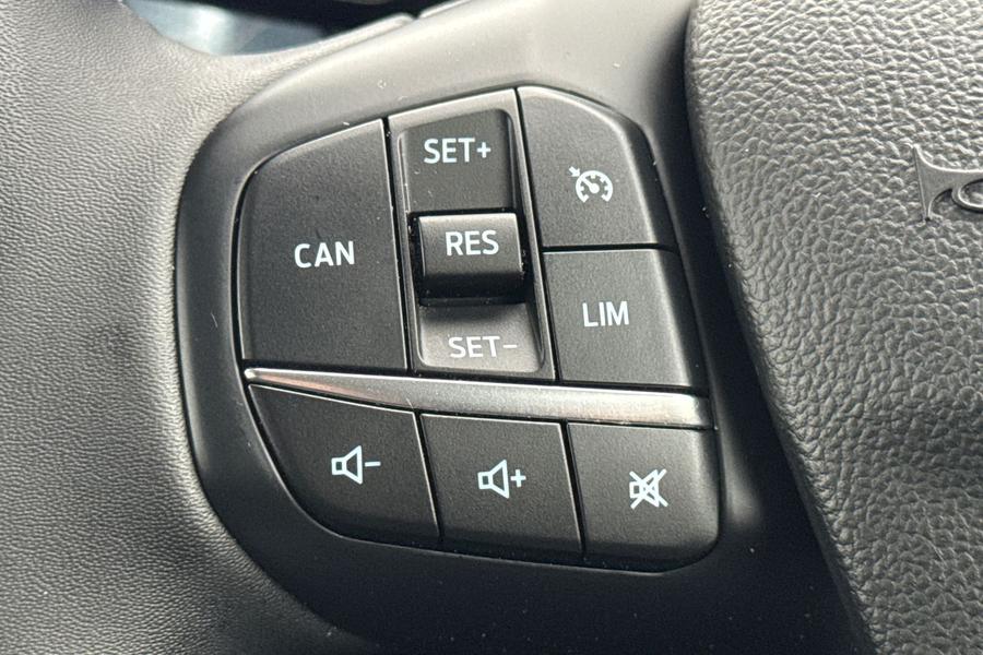 Ford FOCUS Photo autoimg-2f711188bd28f9544e5820137db7297d9bd44d35.jpg