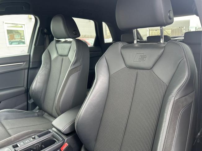 Audi Q3 Photo 35
