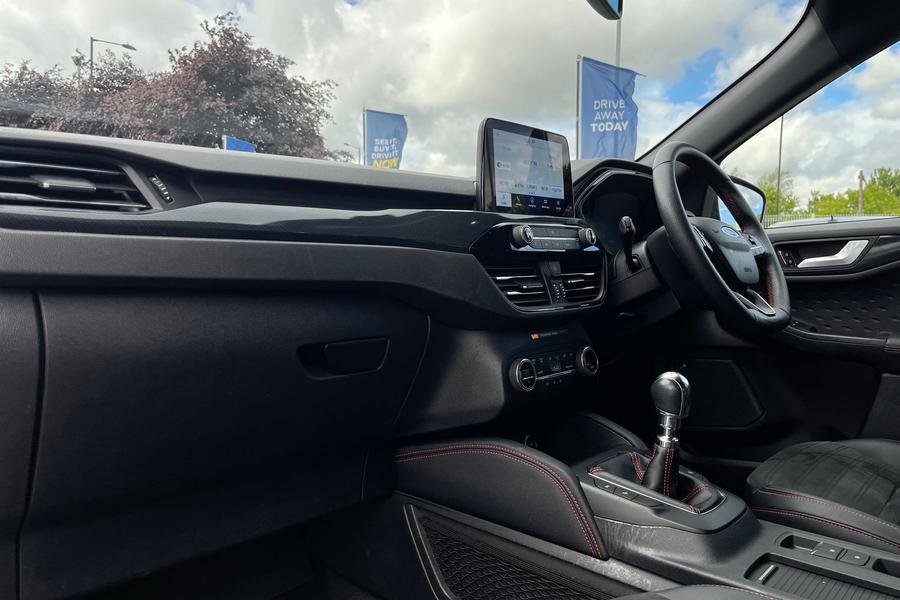 Ford Kuga Photo autoimg-2f7ec4fcf7731198795597a4c3d0fd2e20b64494.jpg