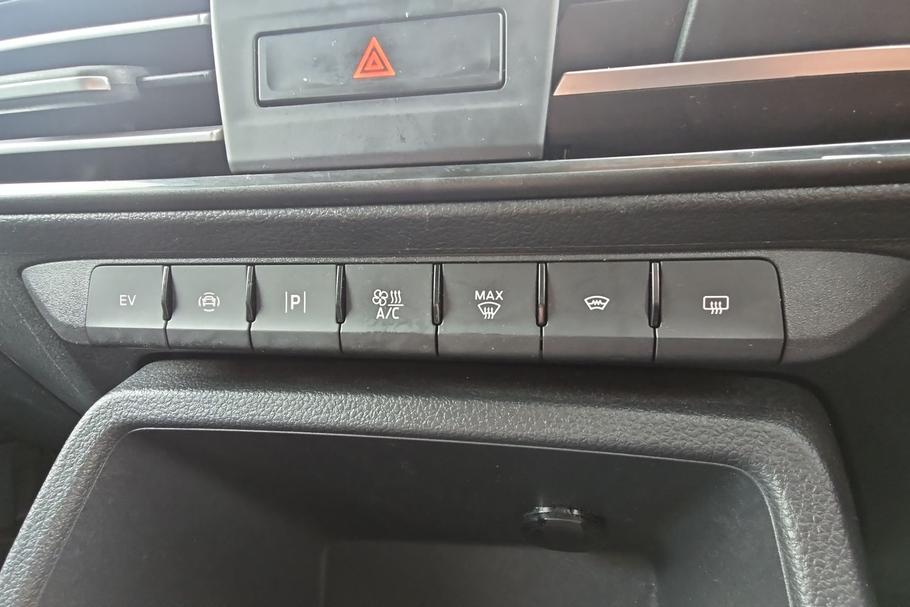 Used Ford TRANSIT CONNECT 35