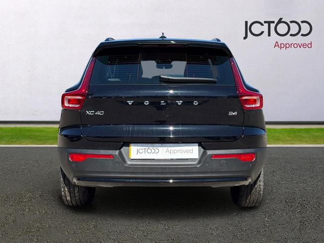 VOLVO Xc40 Photo 7