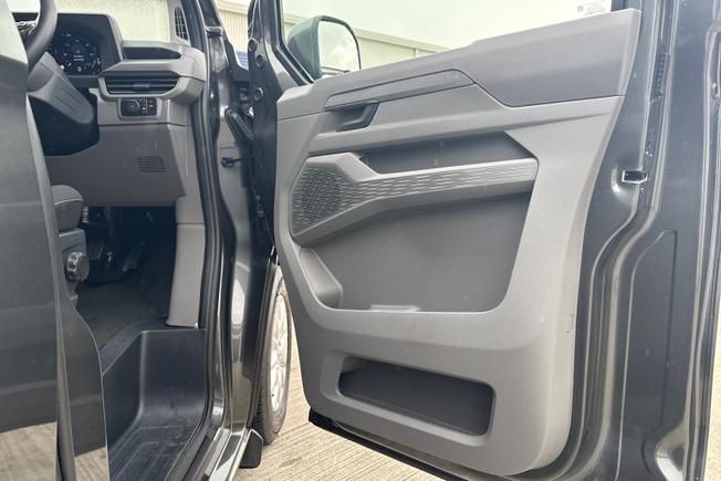 VOLKSWAGEN Transporter Photo 34