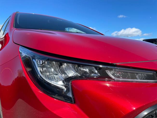 TOYOTA Corolla Photo 19