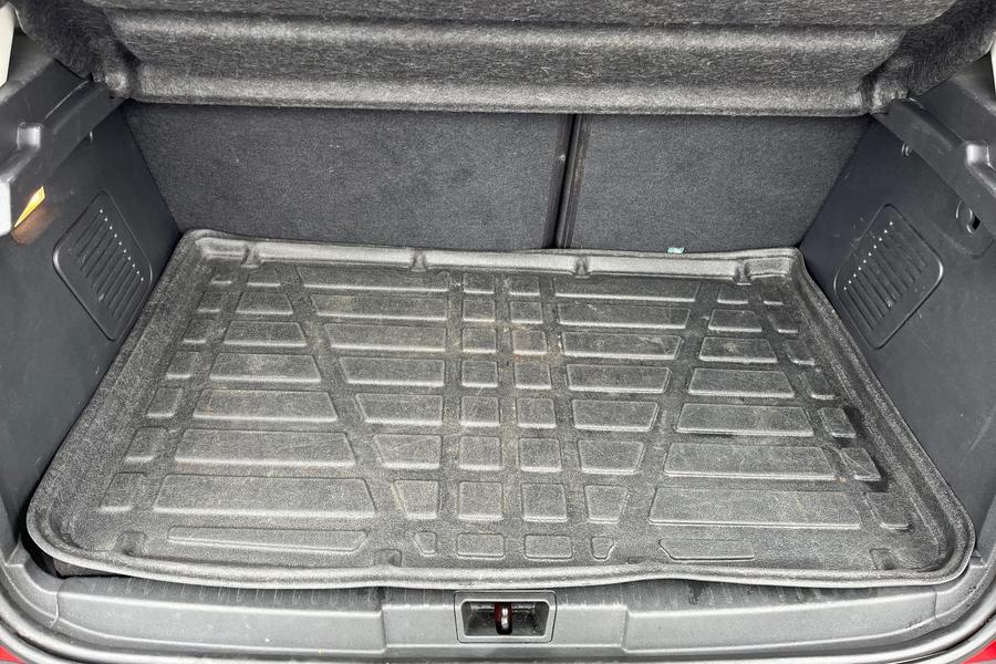 Renault CAPTUR Photo autoimg-2f8ad6baab82f0da621e3b3ad58d292b5b5c5a3e.jpg