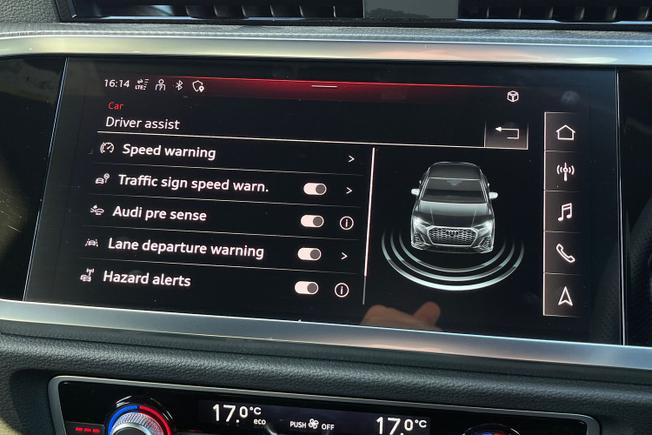 AUDI Q3 Photo 41