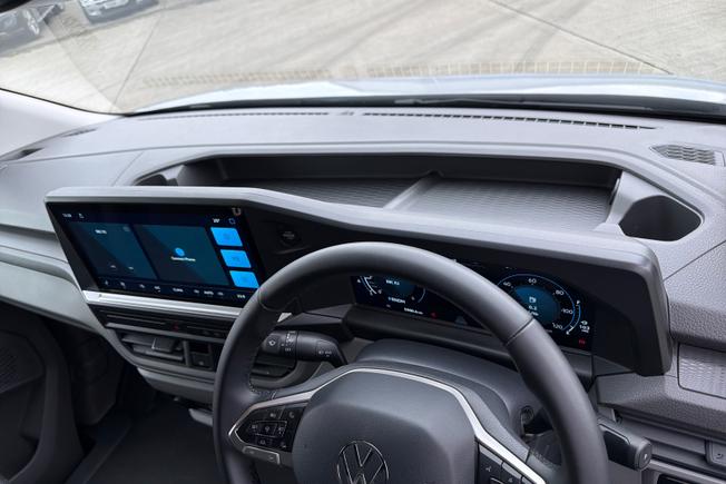 VOLKSWAGEN Transporter Photo 39