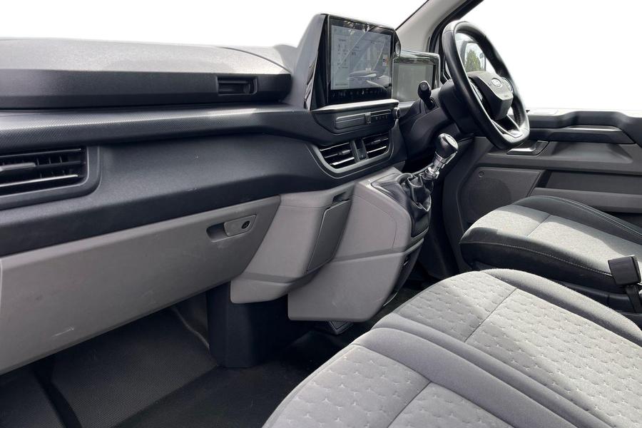 Ford TRANSIT CUSTOM Photo autoimg-2f96546f053b7f23b568efd087bacd769ee78f12.jpg