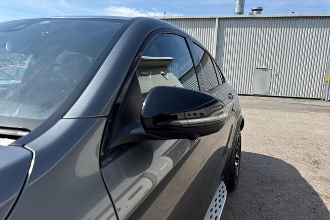 MERCEDES-BENZ Glc Photo 27