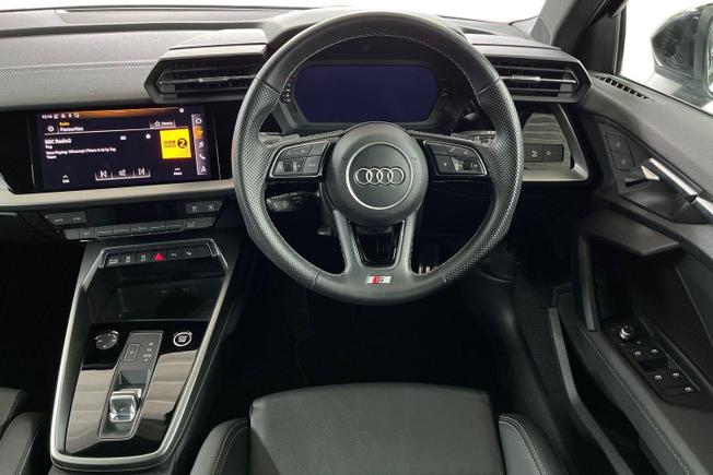 AUDI A3 Photo 11