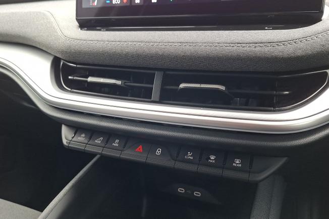 ŠKODA Enyaq Photo 23