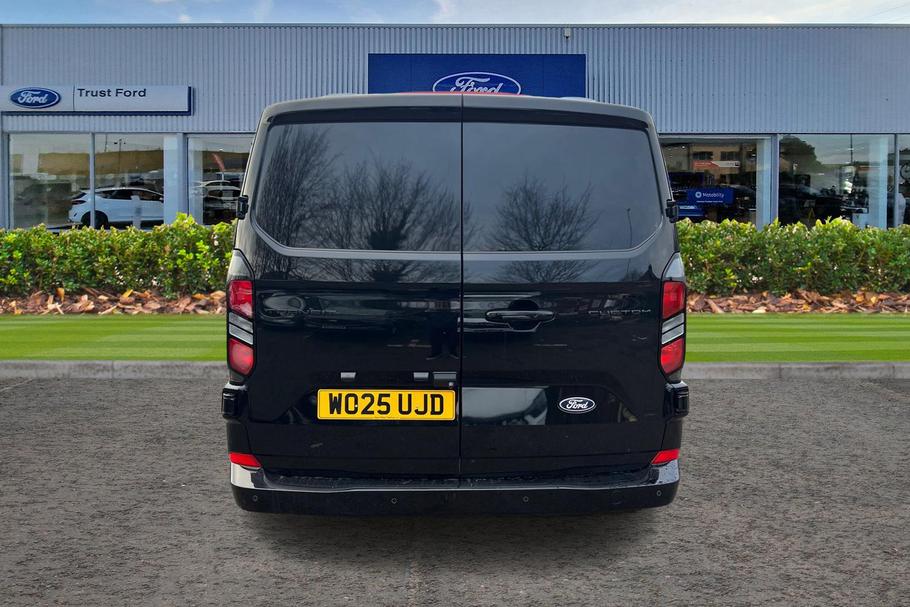 Used Ford TRANSIT CUSTOM WO25UJD 12