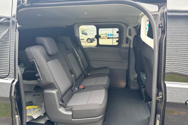 VOLKSWAGEN e-Transporter Photo 24
