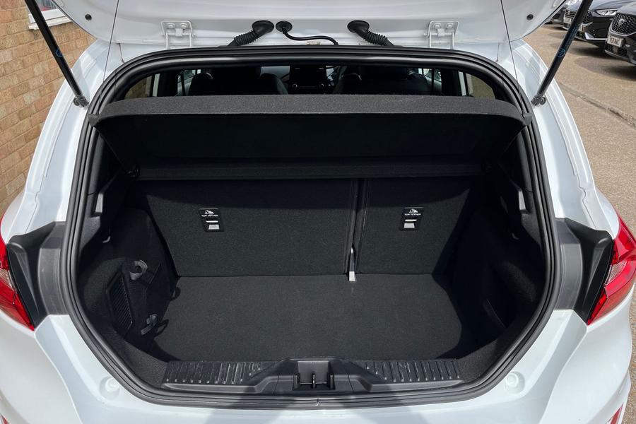 Ford FIESTA Photo autoimg-2fb4f87ca6061f98464a597aebfeed0c6e8f3313.jpg