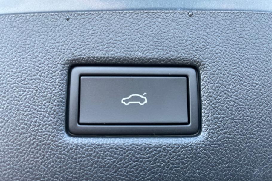 Used Ford EXPLORER 37