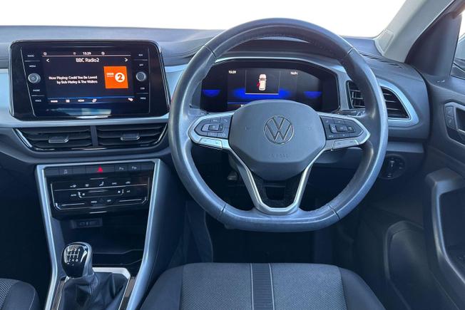 VOLKSWAGEN T-Roc Photo 11