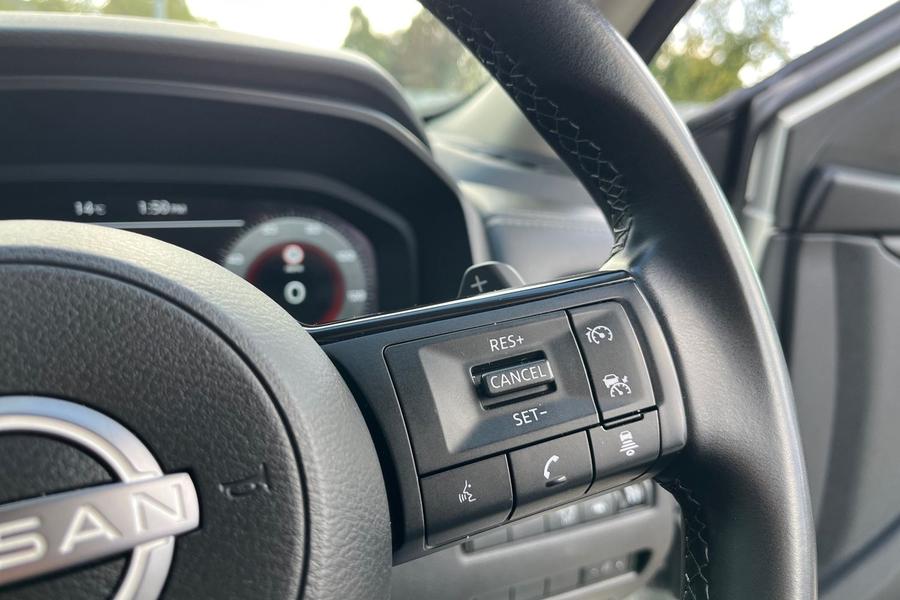 Nissan QASHQAI Photo autoimg-2fb8763f58ea6a3e7336114af5d0d5d46891d832.jpg