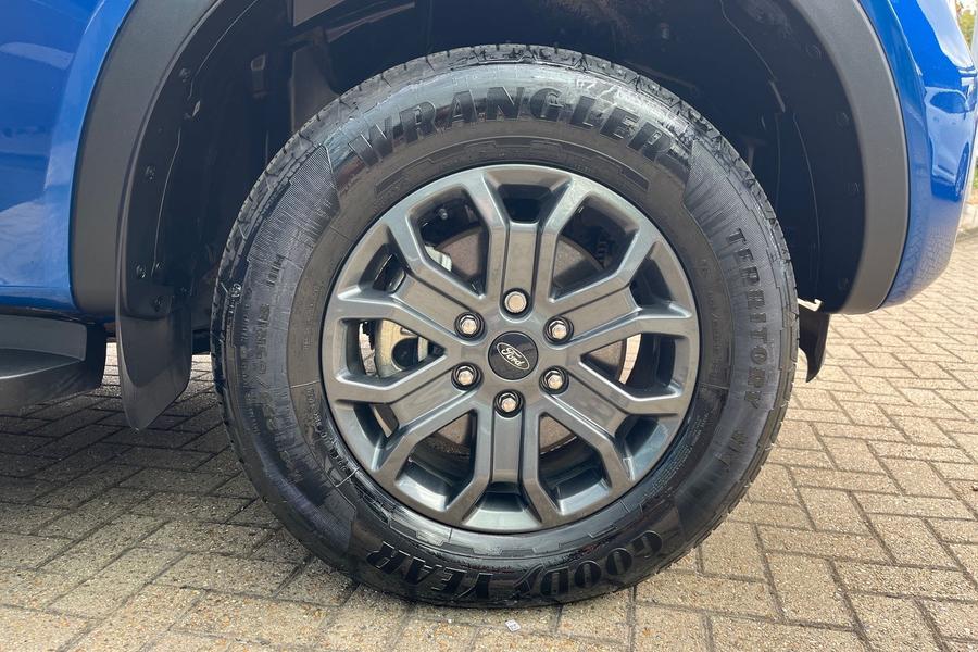 Ford RANGER Photo autoimg-2fba17404f5a28d4b56baab4679ecf0e84219643.jpg
