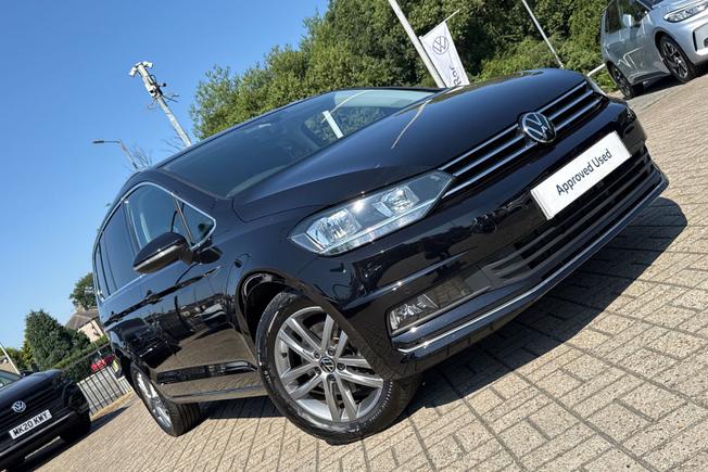 VOLKSWAGEN Touran Photo 34