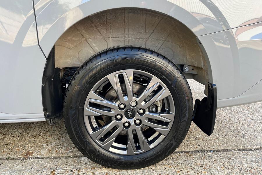 Ford TRANSIT CUSTOM Photo autoimg-2fbf3e1dcaf8d83504a16d66dd830acce6f170c7.jpg
