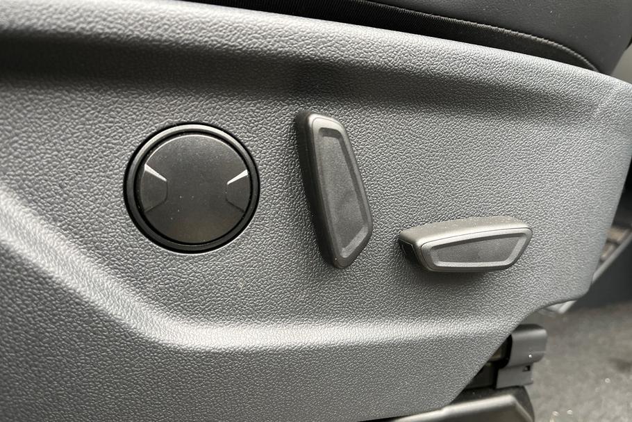 Used FORD TOURNEO CUSTOM SB75LSD 17