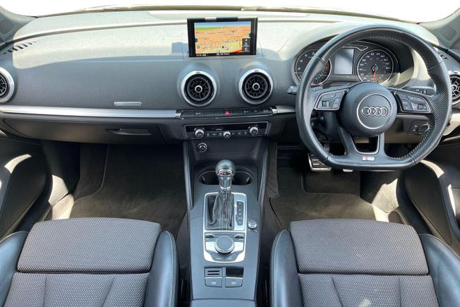 AUDI A3 Photo 10