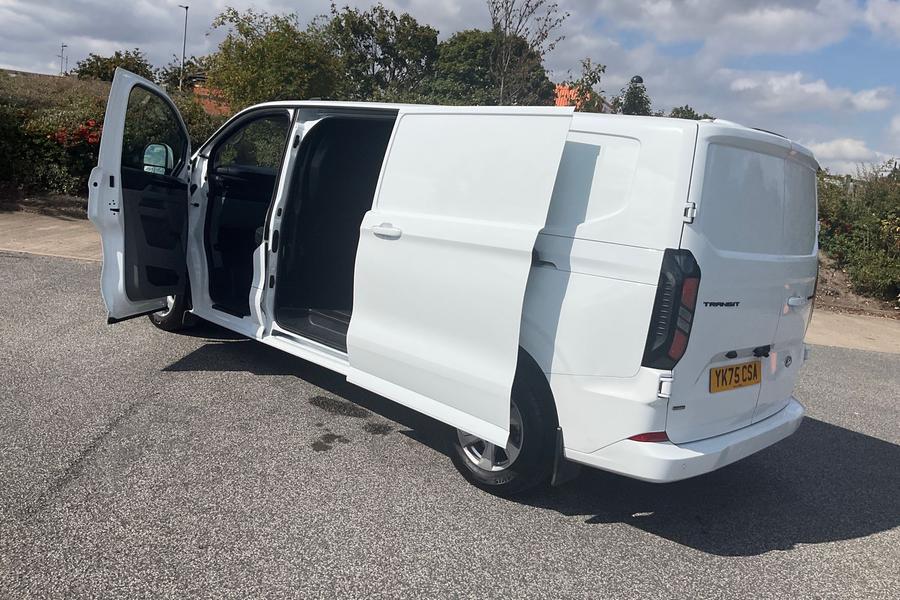 Ford E-Transit Custom Photo autoimg-2fc9550747d462f0aa8b80da2091da33bd7227ae.jpg