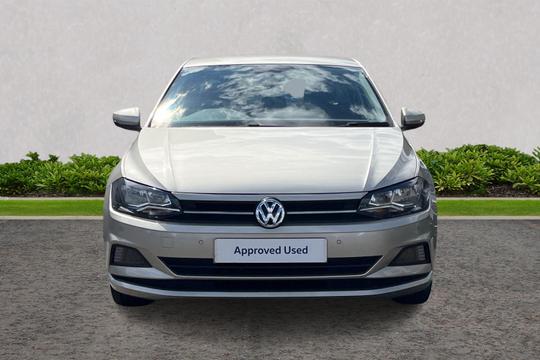 Volkswagen Polo Photo autoimg-2fcc43d6b150412fc1eb758dafb3d6d3168aa752.jpg