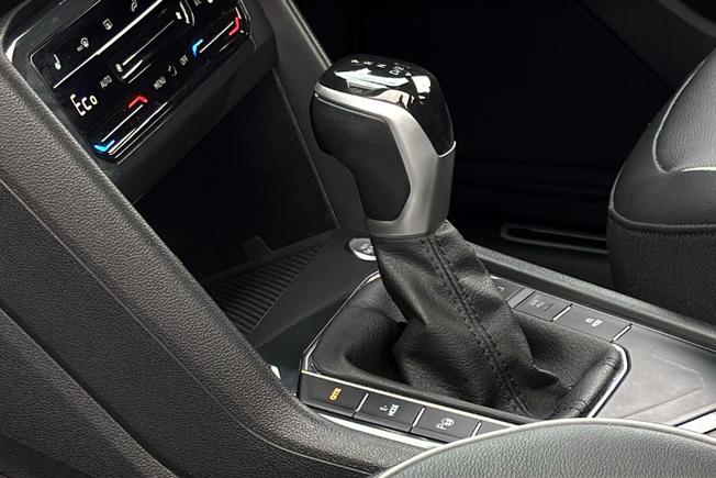 VOLKSWAGEN Tiguan Photo 44