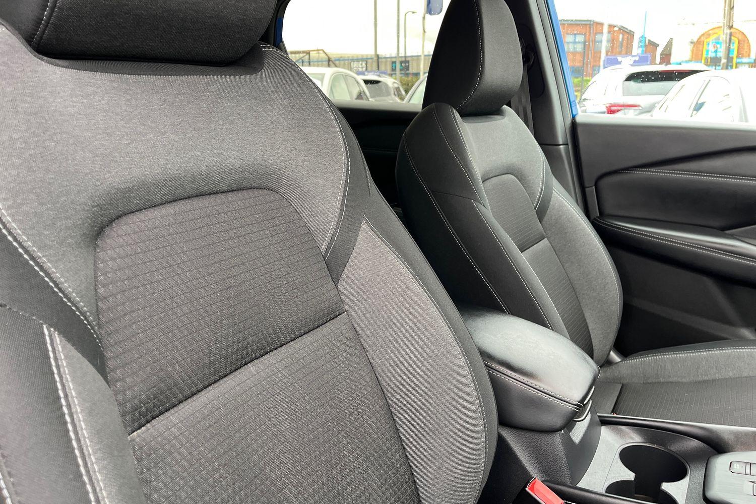 Nissan QASHQAI Photo 16