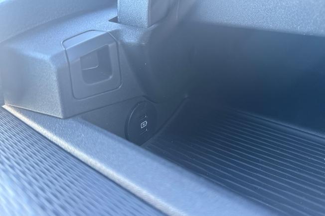 VOLKSWAGEN Transporter Photo 44