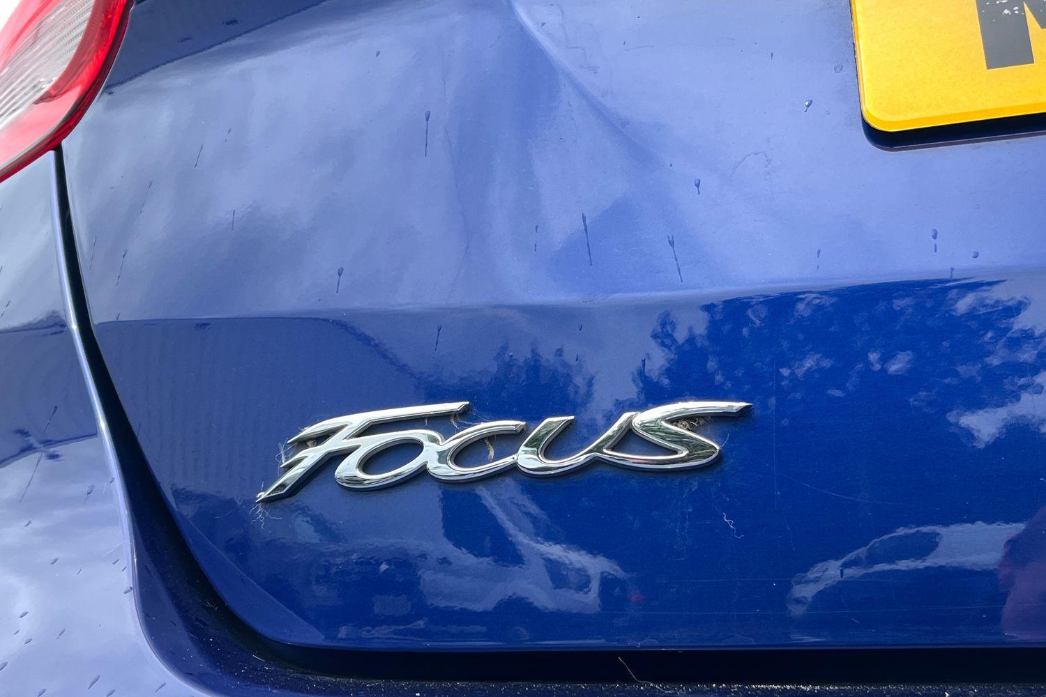 Ford FOCUS Photo 25