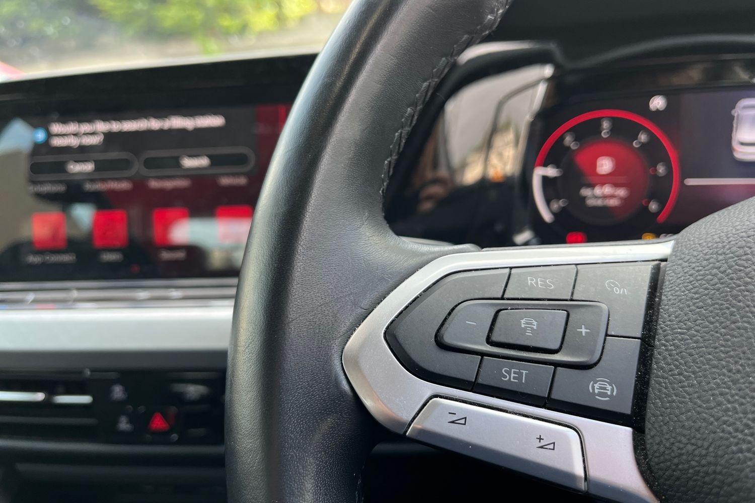 Volkswagen GOLF Photo 26