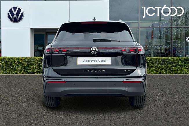 Volkswagen Tiguan Photo 7