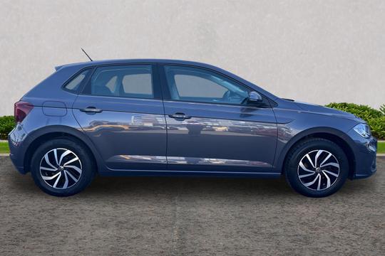 Volkswagen Polo Photo autoimg-2fd69b49923a277d554861a78caccfe97b007a27.jpg