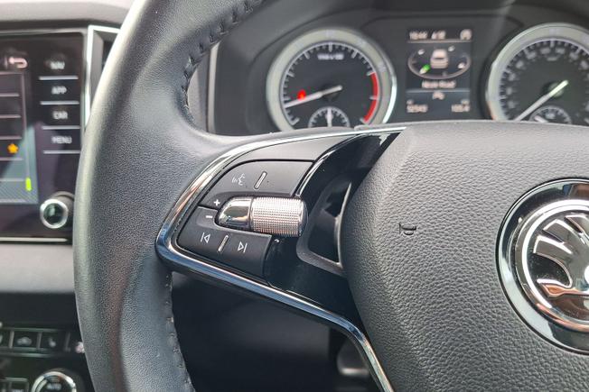ŠKODA Karoq Photo 16