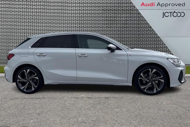 Audi A3 Photo 4