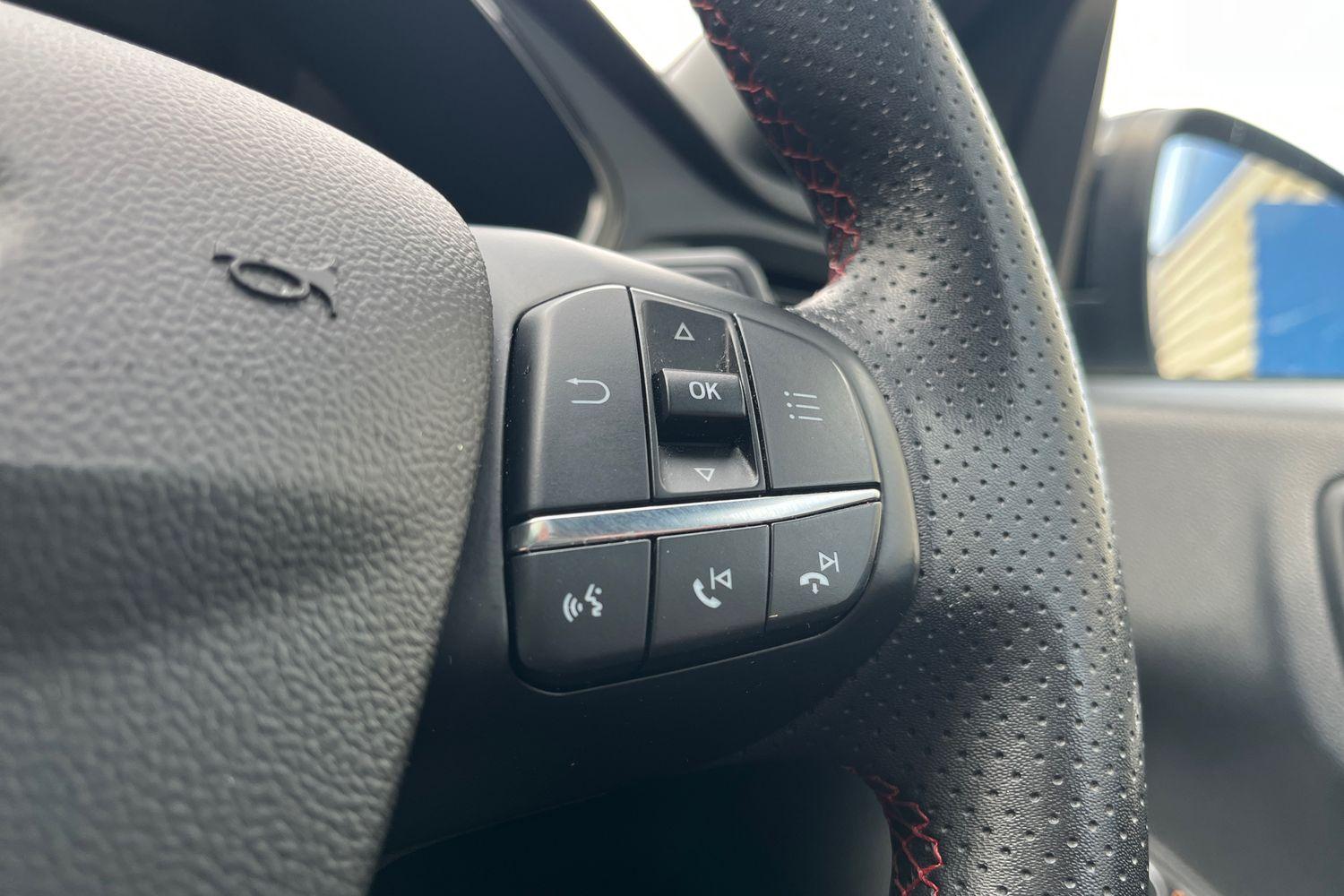 Ford KUGA Photo 39