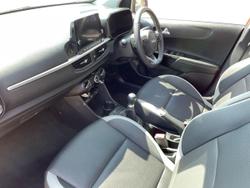 KIA PICANTO Photo 2