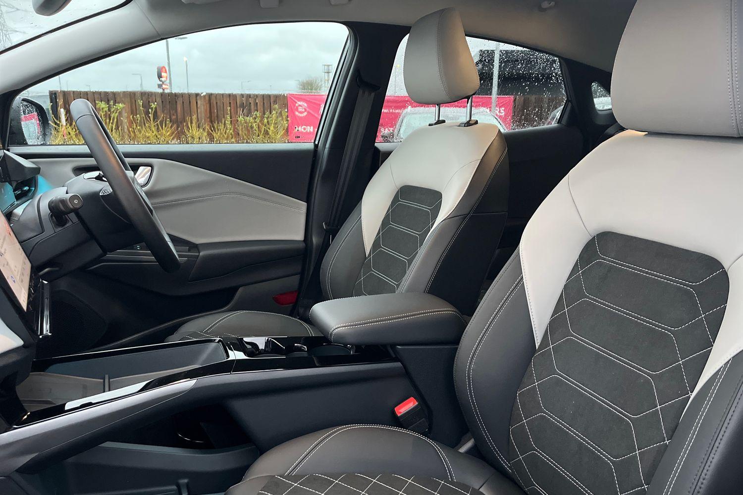 Ford Puma Gen-E Photo 18