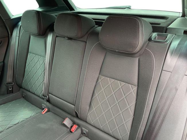 ŠKODA Karoq Photo 9