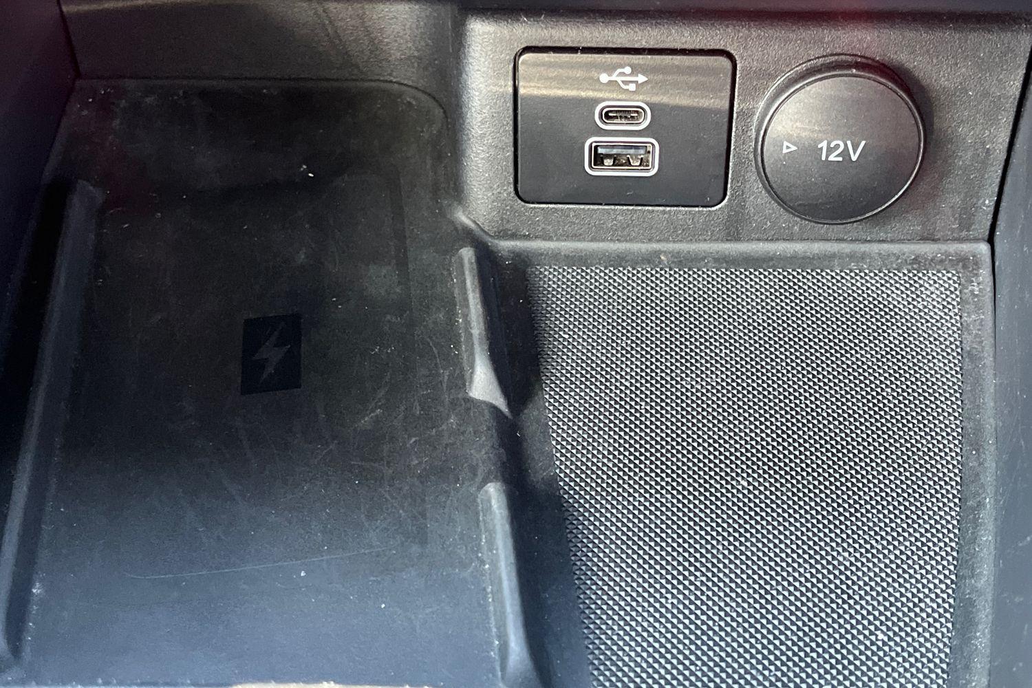 Ford KUGA Photo 43