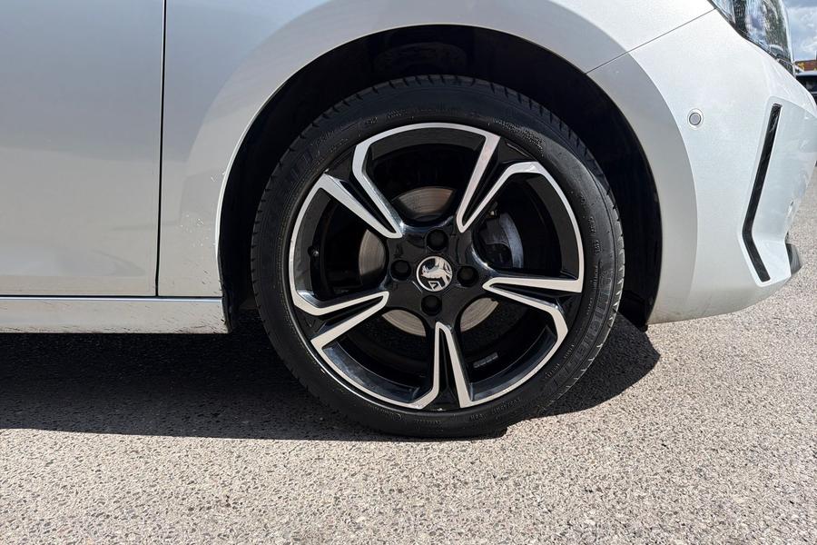 Vauxhall CORSA Photo autoimg-2feda9889462d5e81c6273f1481b91598d6bb919.jpg