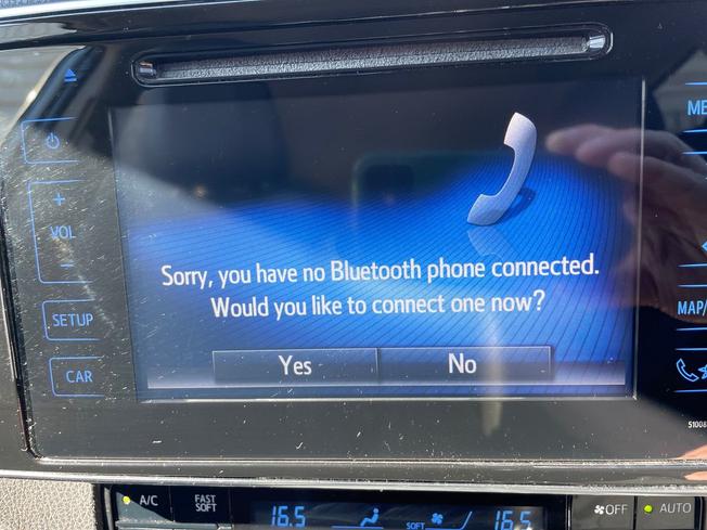 TOYOTA Auris Photo 29