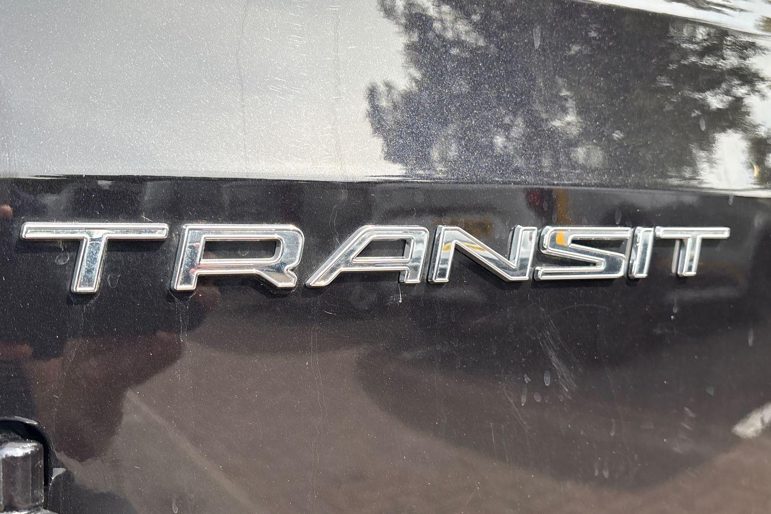 Ford TRANSIT CONNECT Photo 19