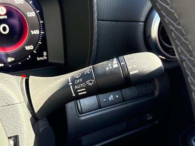 NISSAN Juke Photo 24
