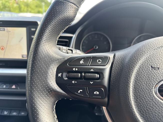 KIA Stonic Photo 16