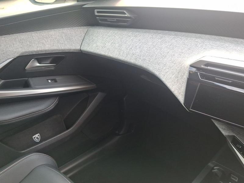 Used Peugeot 3008 KK25HWB 44