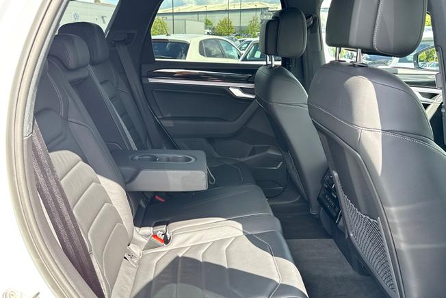Volkswagen Touareg Photo 37