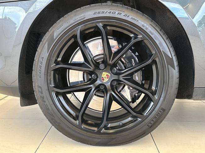 PORSCHE Macan Photo 26