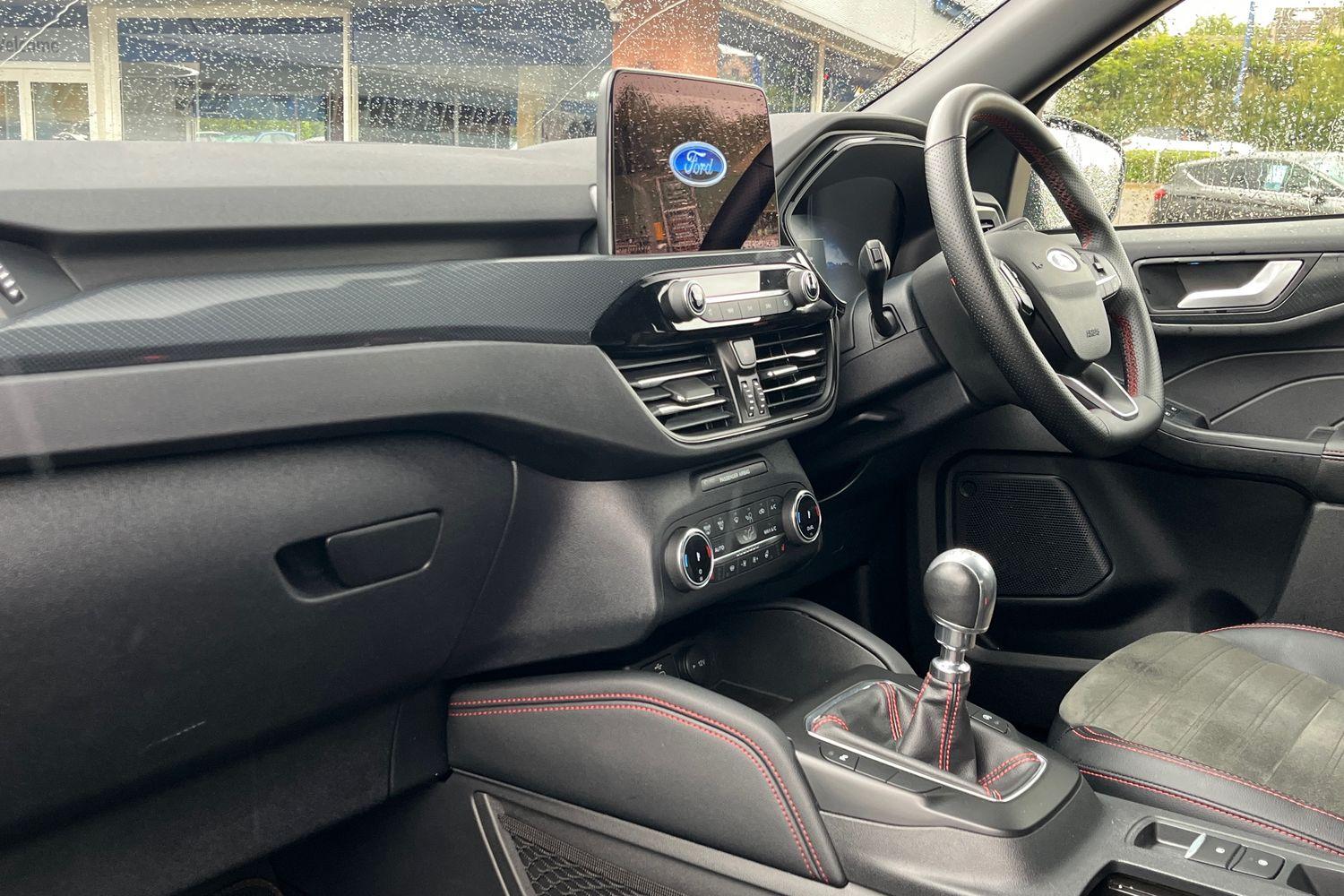 Ford Kuga Photo 17
